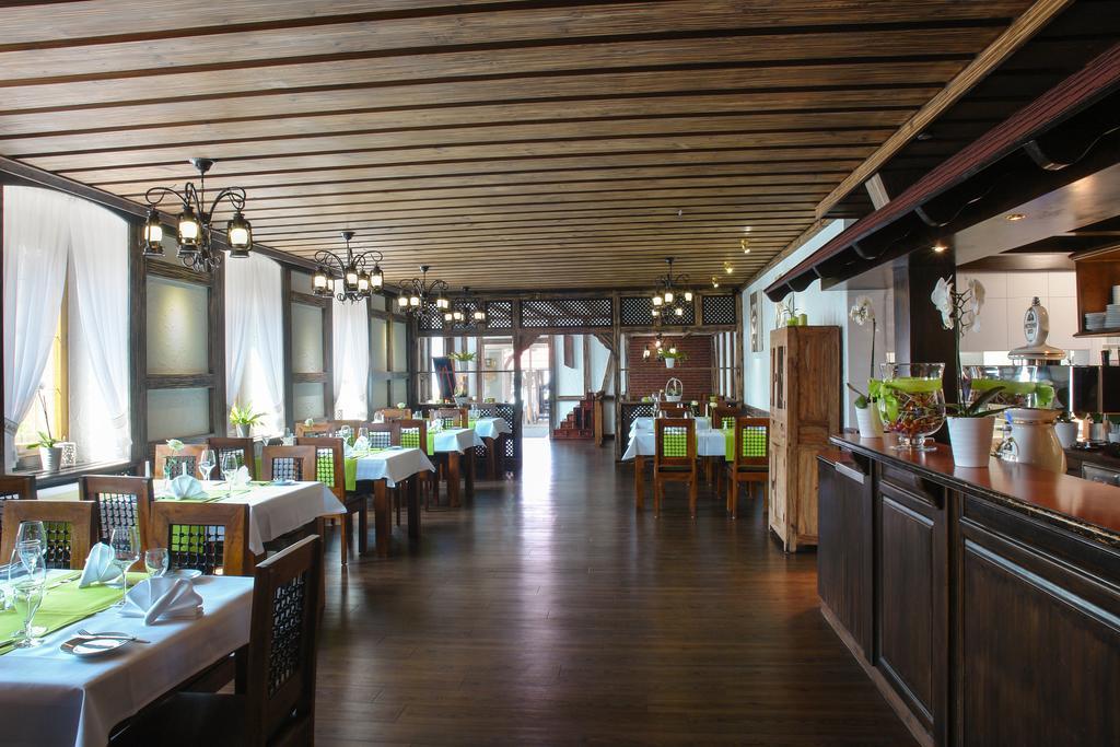 Hotel Krone 프리젠하임 외부 사진